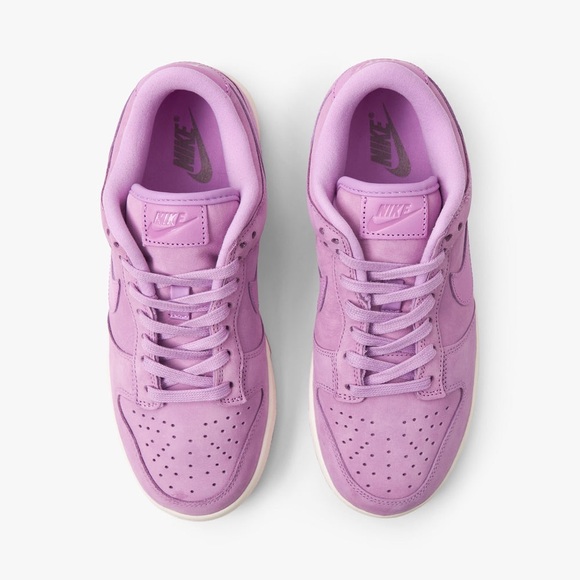 Nike
Nike Women's Dunk Low PRM MF / Rush Fuchsia | NEW/NIB!! 👟💜👟💜 - Picture 4 of 12
